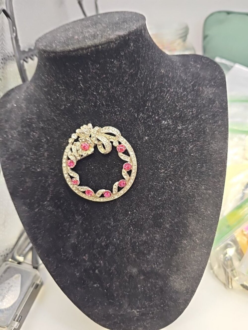 Brooch/Pin Circular Wreath Rose Clear Colorless Rhinestone Silver-tone